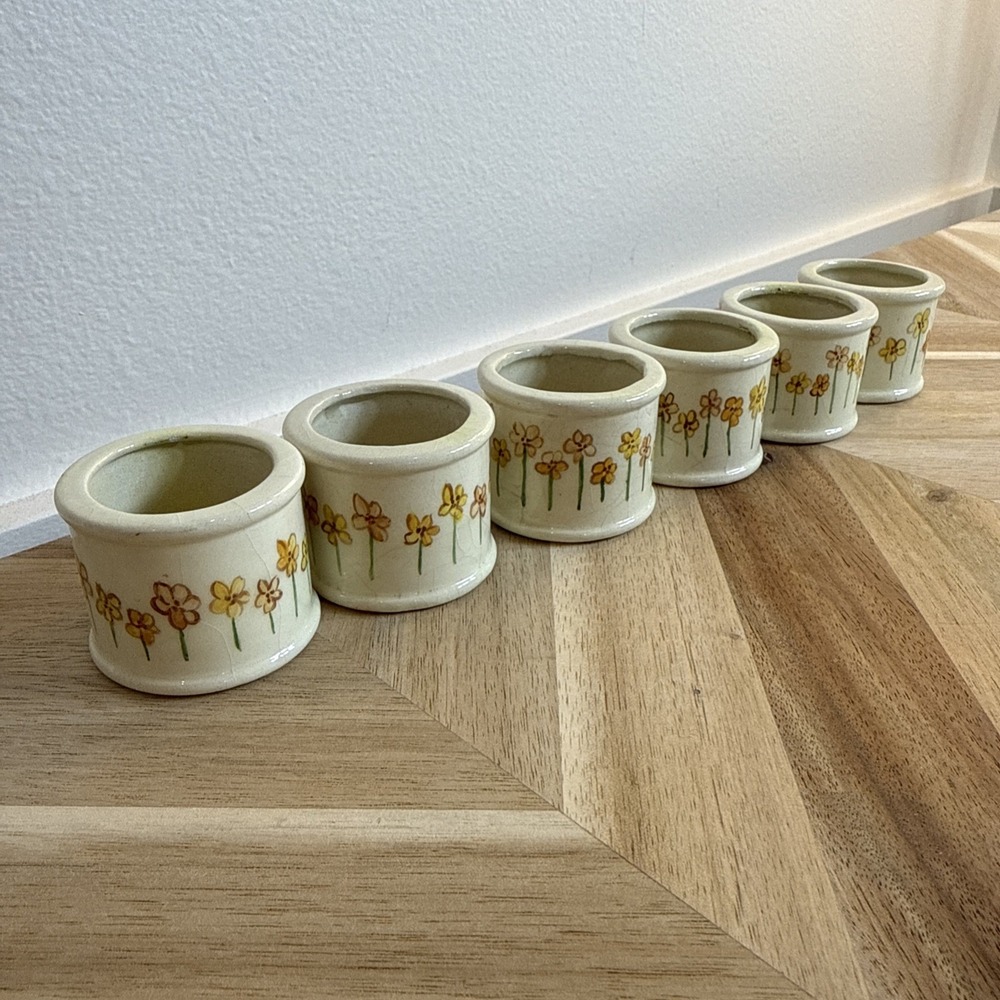 VTG 6 Ceramic Floral Napkin Rings Cottagecore Ivory Multicolor Spring Easter‎